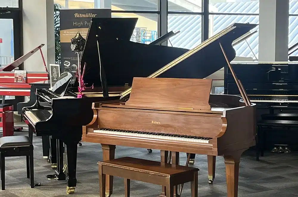 buy-new-used-piano new pianos in a showroom