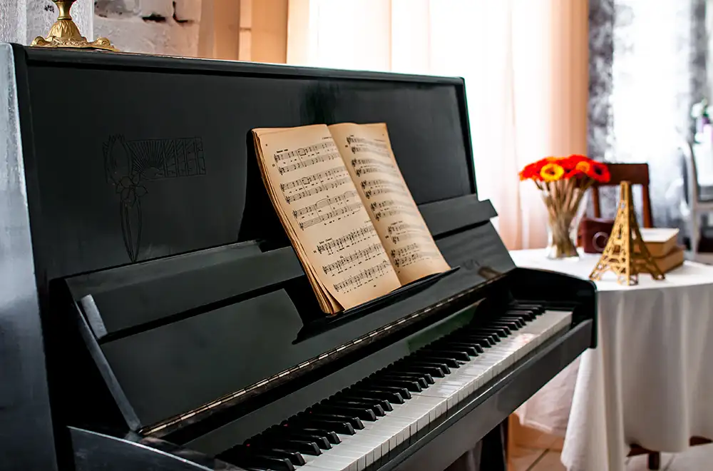upright piano